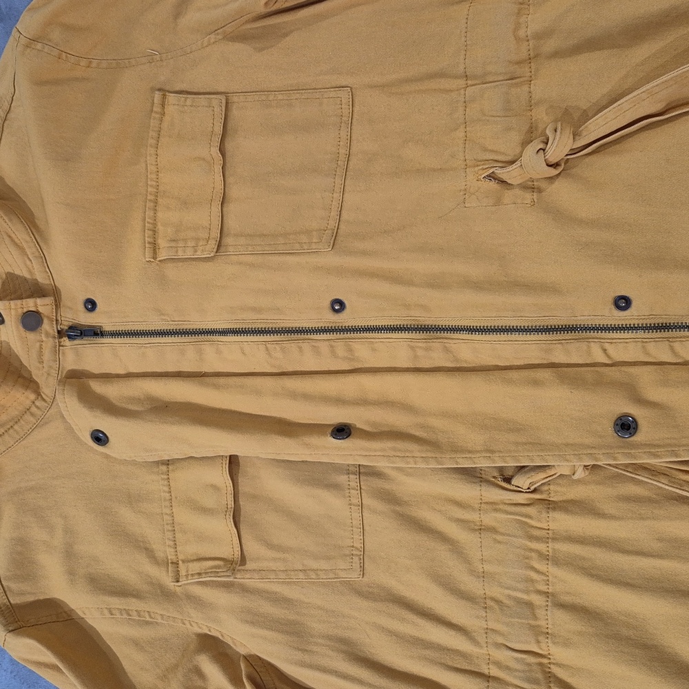 Lightweight Jacket - Picture 3 of 8